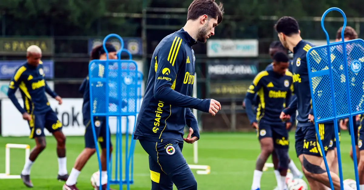Fenerbahçe'de sevindiren gelişme: Takımla çalışmalara başladı