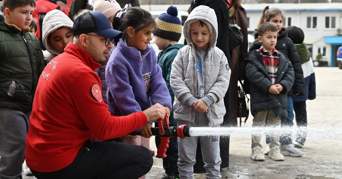 Bilecik Bozüyük’te miniklere yangın bilinci eğitimi - Eğitim Haberleri