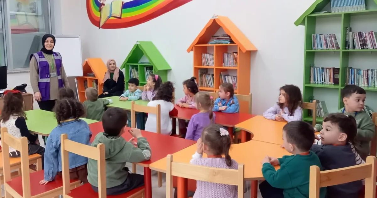 Koceli'de İZGİM Çocuk Kütüphanesi, öğrencileri ağırladı