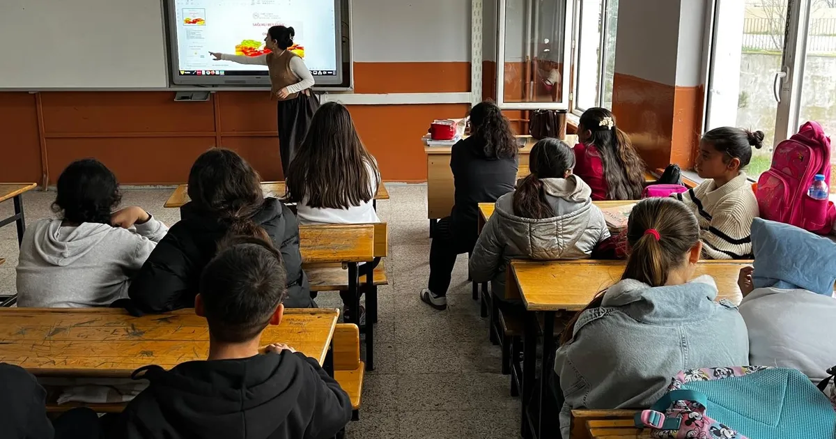 Edirne Keşan'da okullarda sağlık seferberliği