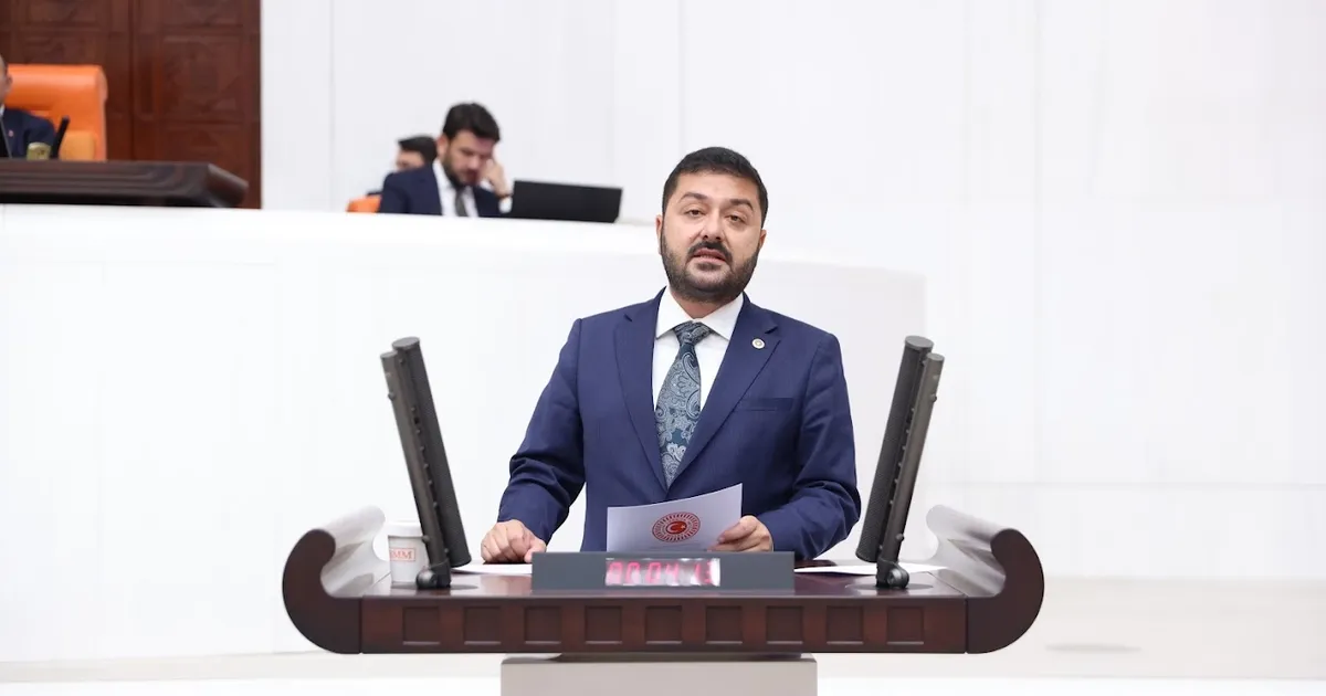 CHP’li Yazgan’dan hekimlere yeşil pasaport teklifi