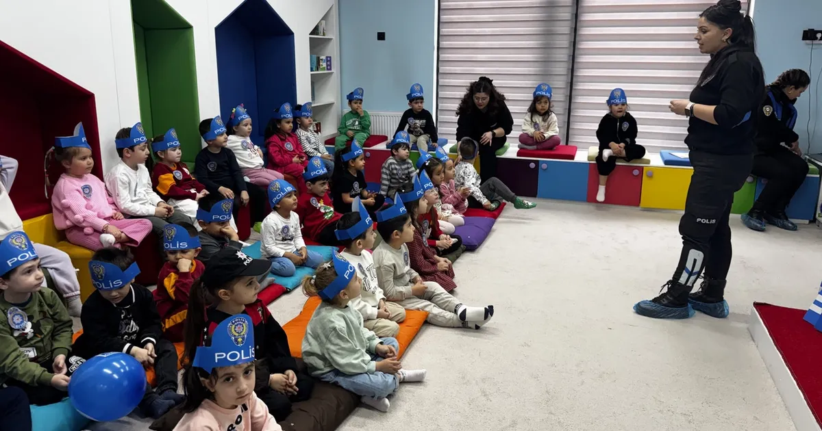Kayseri Büyükşehir'den miniklere polislik eğitimi