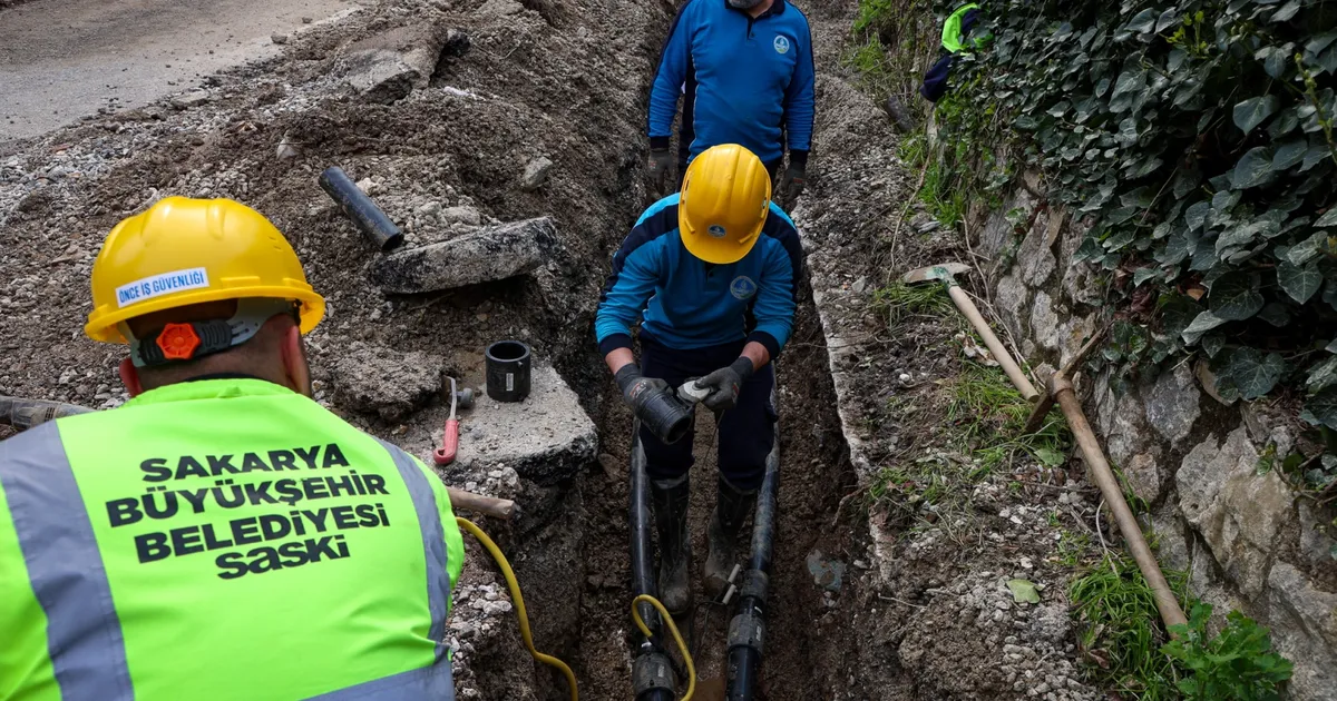 Sakarya’da altyapı çalışmaları hız kesmeden sürüyor