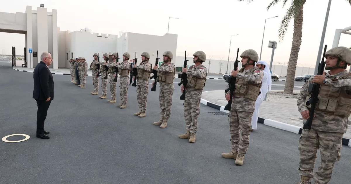 Bakan Güler Katar’da