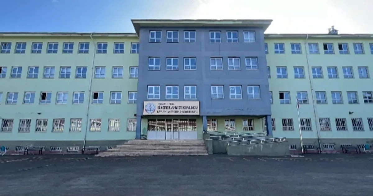 Siverek’te lisede silahlı saldırı:16 yaralı - Gündem Haberleri