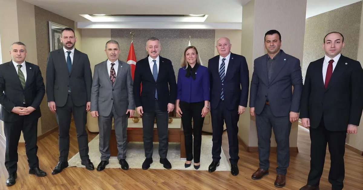 İYİ Parti’den Başkan Büyükakın’a ziyaret