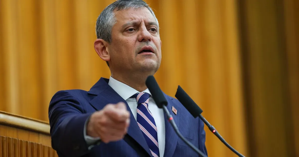 Özgür Özel: Cesaretiniz varsa çıkın karşımıza... Sandıkta nefes var