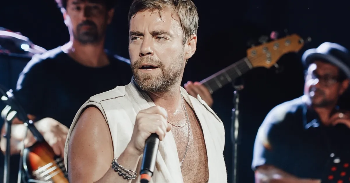 Alaçatı Ot Festivali'nde yıldız yağmuru... Berkay, Simge ve Murat Dalkılıç bu festivalde