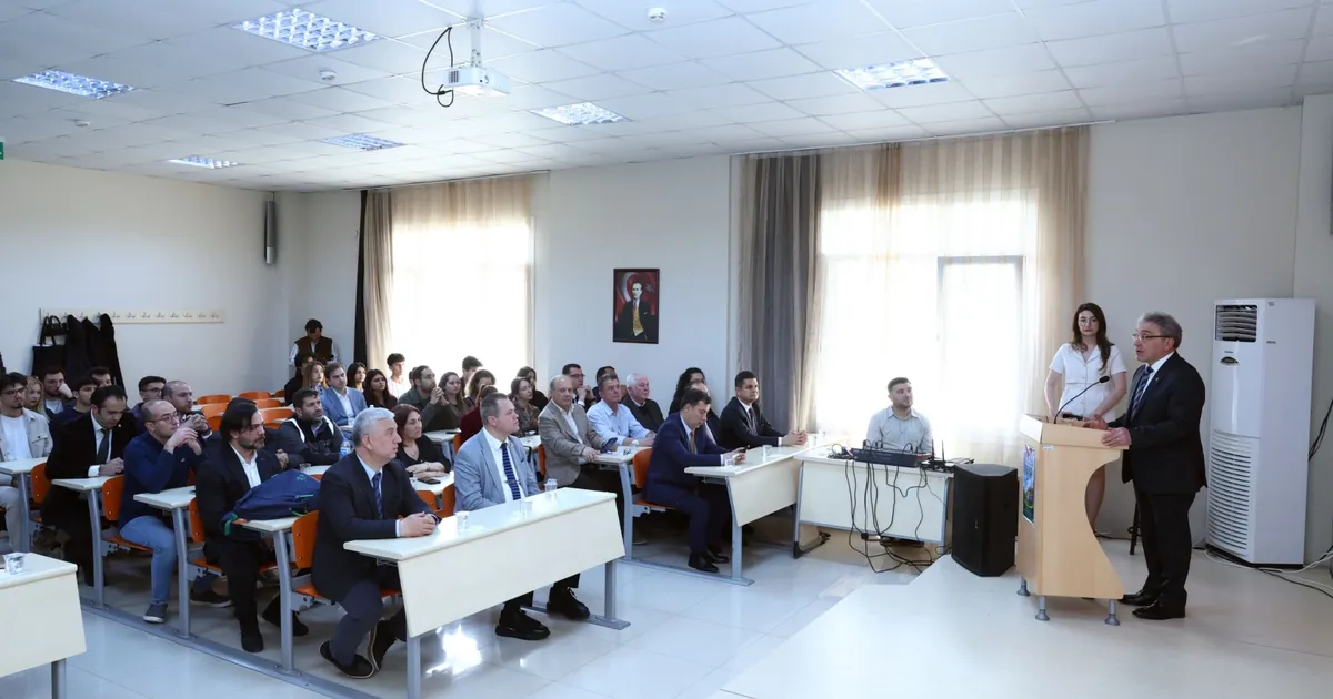 İzmir'de yenilenebilir enerji çalıştayı