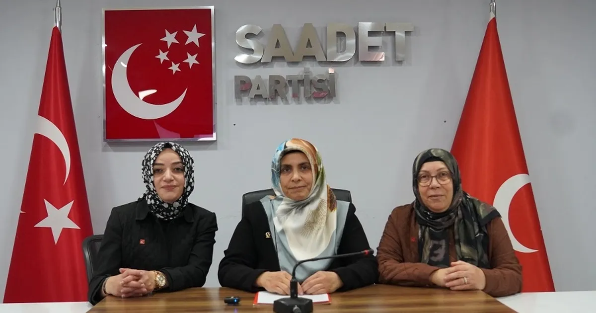 Bursa'da Saadet Partili kadınlardan okul saldırılarına tepki
