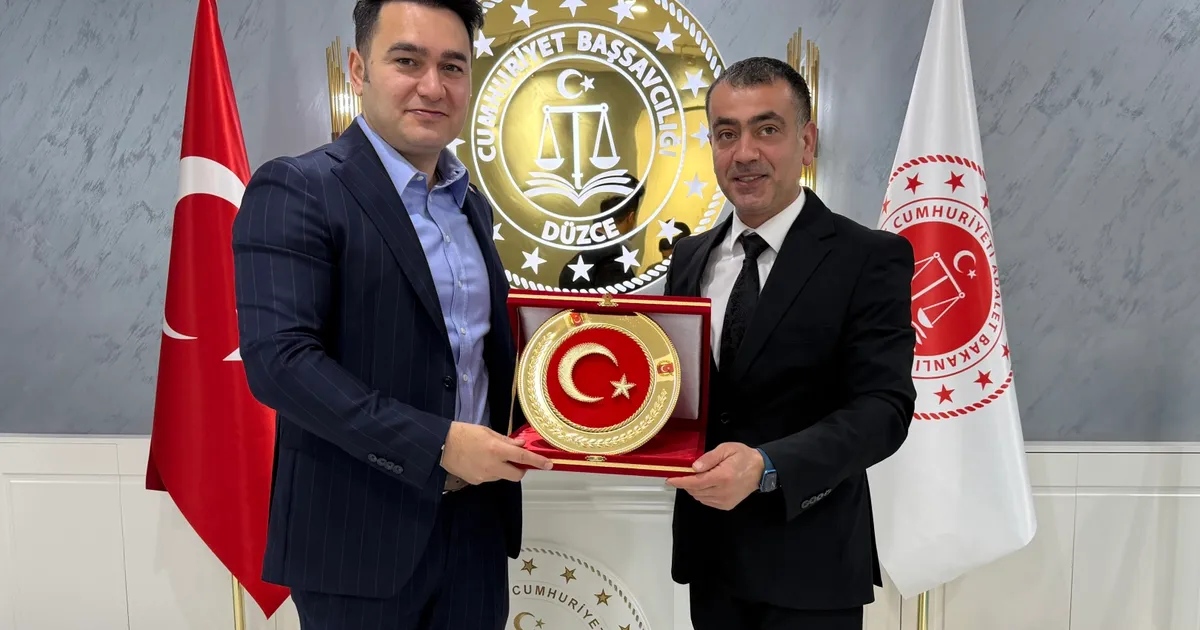 Düzce'de gazetecilerden Başsavcı Emre’ye ziyaret