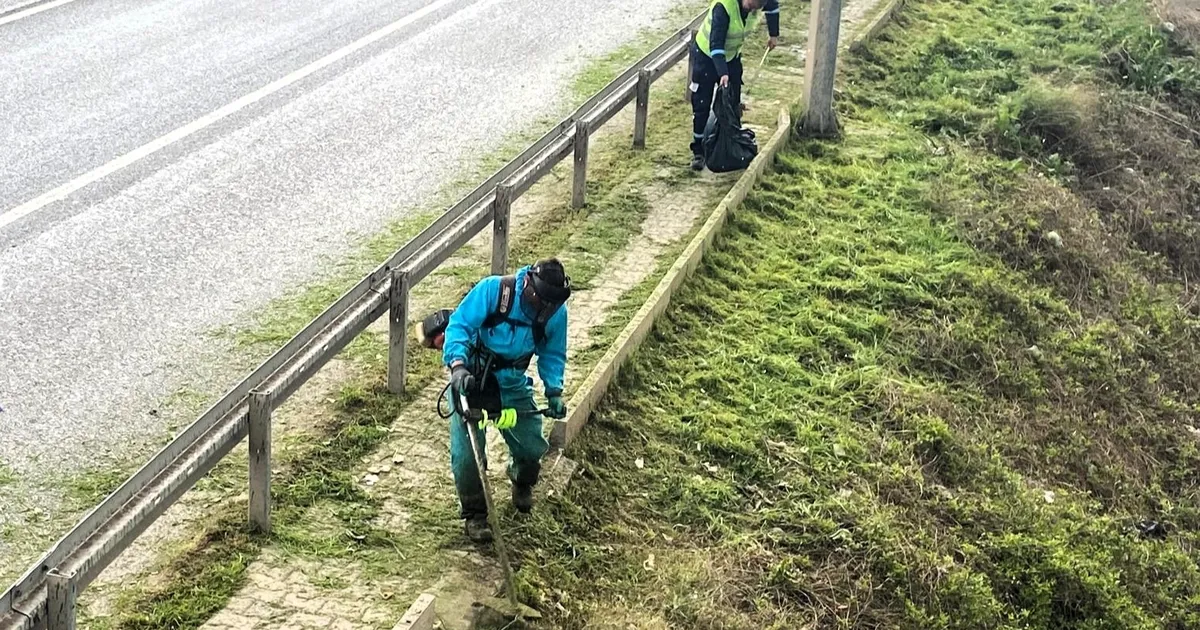 Kocaeli’de yol ve kaldırımlarda temizlik seferberliği