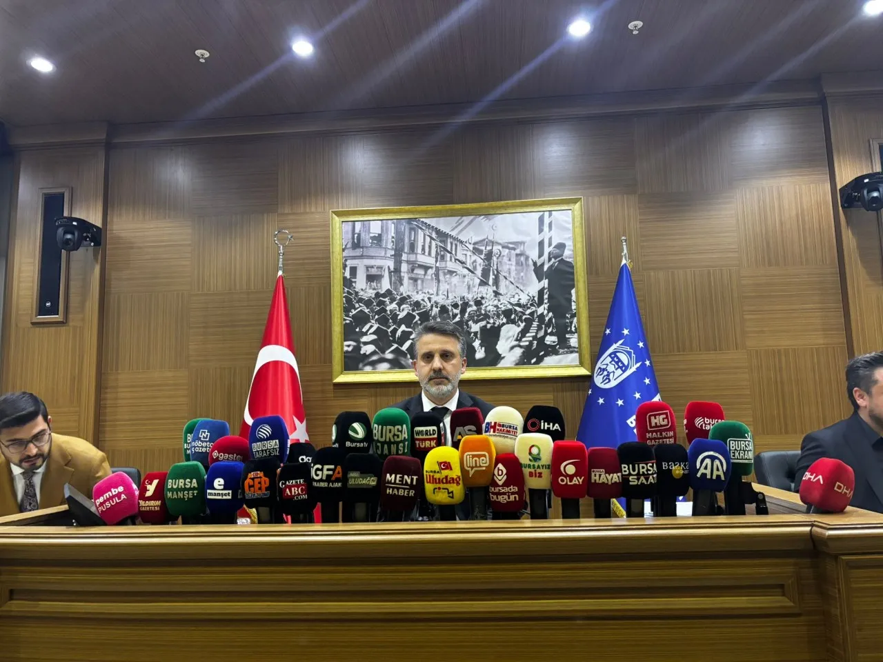 Bursa Büyükşehir'de Yeni Dönem: Şahin Biba İlk Meclisini Yaptı