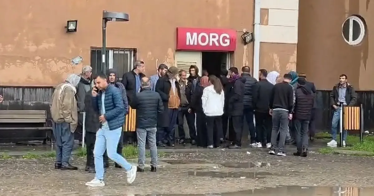 Okul bahçesine yıldırım düştü: 2 çocuk hayatını kaybetti - Gündem Haberleri