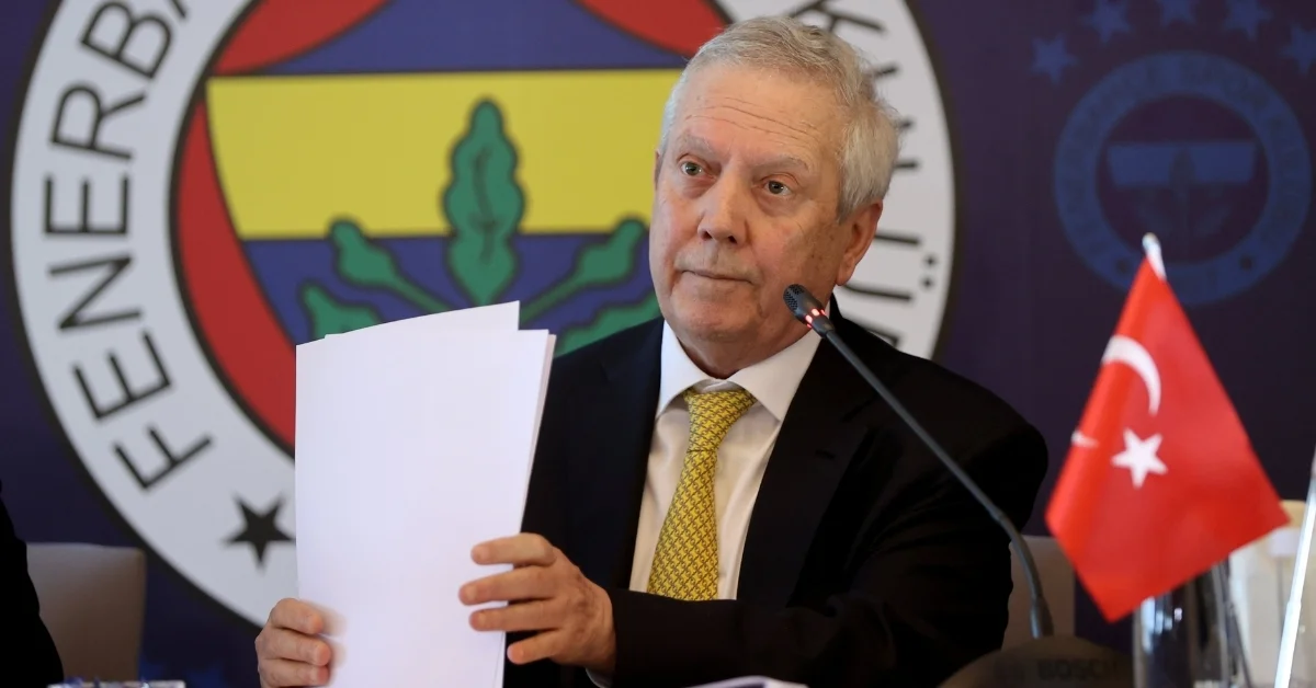 Aziz Yıldırım Divan’da sert çıktı: “Bu transferleri kim yaptı!” - Spor Haberleri