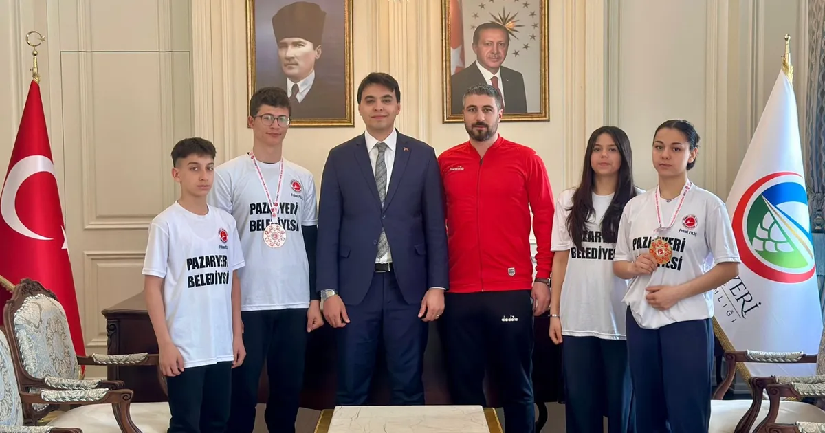 Şampiyonlar Pazaryeri’nin gururu oldu - Spor Haberleri