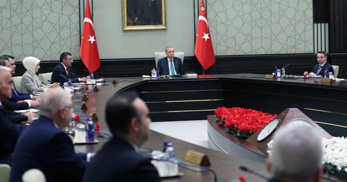 Kabine Orta Doğu gündemi ve ekonomiye etkileri ile toplanıyor - Gündem Haberleri