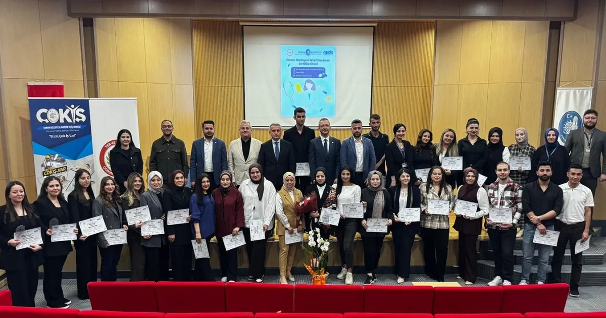 Çorum’da 'Farmahane' kursiyerleri sertifikalarını aldı
