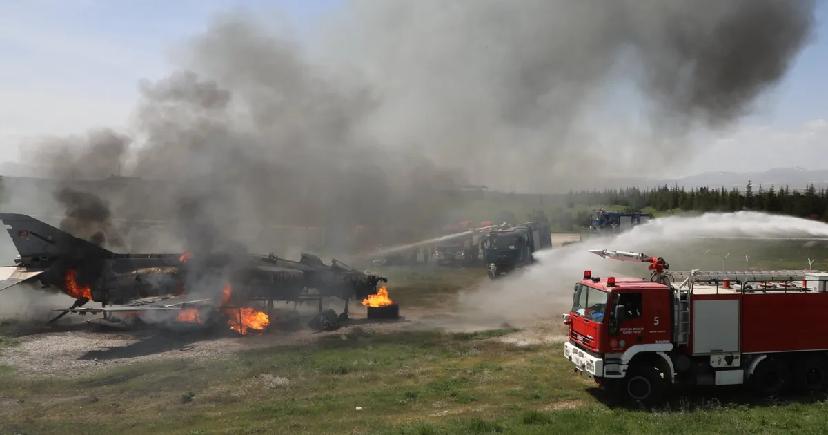 MSB'den Malatya’da 'uçak yangını' tatbikatı