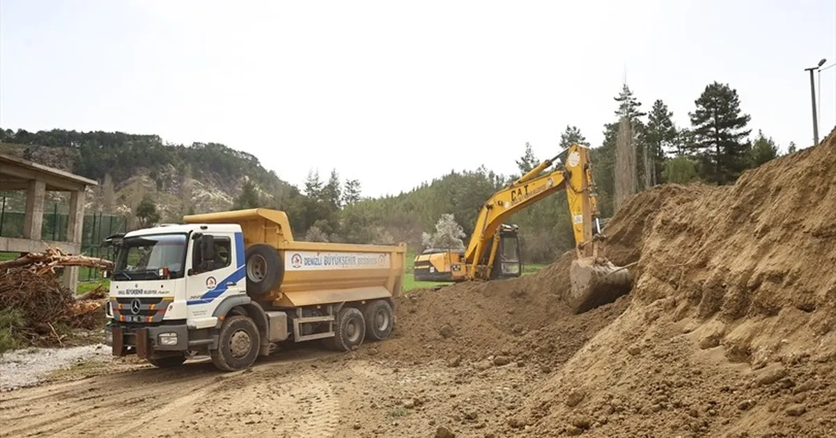 Denizli’de yol yatırımları hız kesmeden devam ediyor