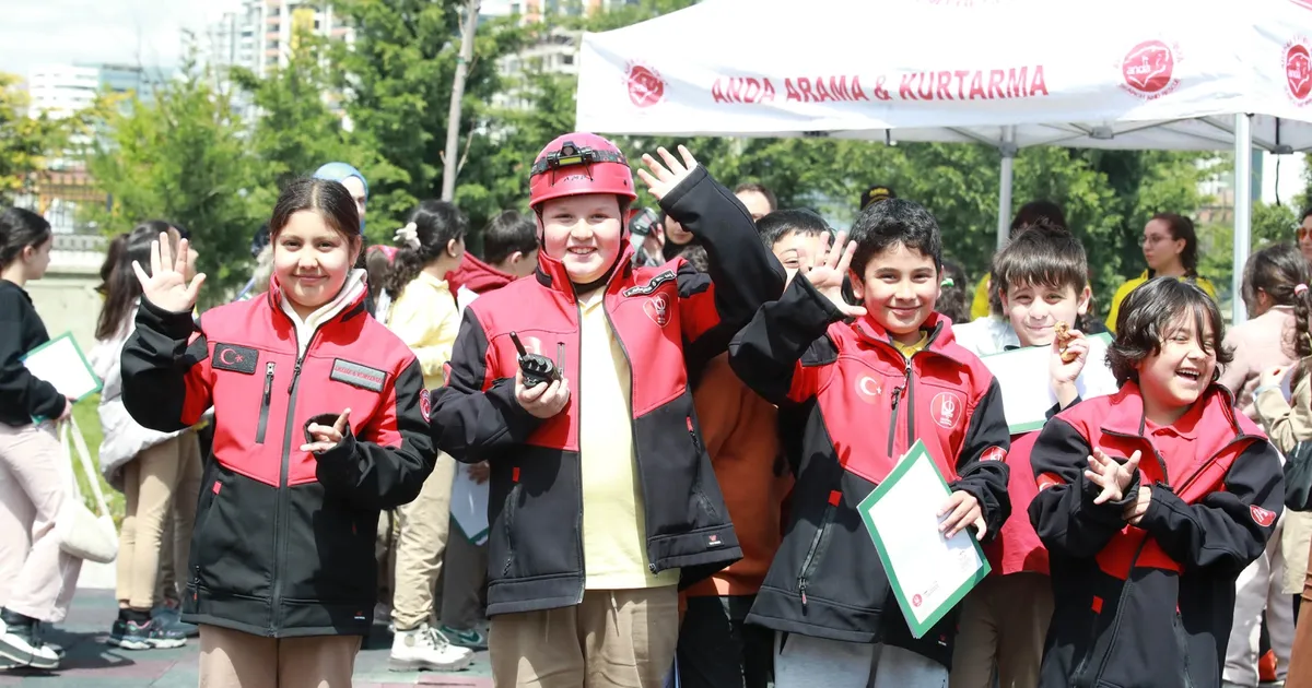 Ankara Keçiören'de çocuklara hayat kurtaran afet eğitimi