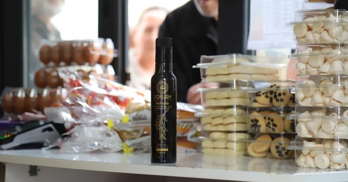 Dorlion zeytinyağı Halk Et Market ve Halk Ekmek raflarında