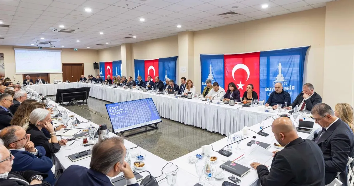 İzmir ortak aklı harekete geçiren kurullarla kalkınacak