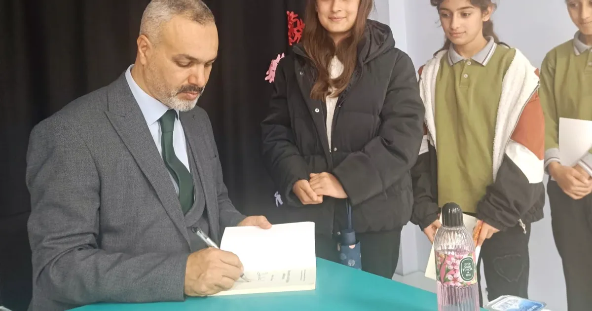 Veysel Karani’de öğrencilere 'başarıda arkadaş seçimi' anlatıldı