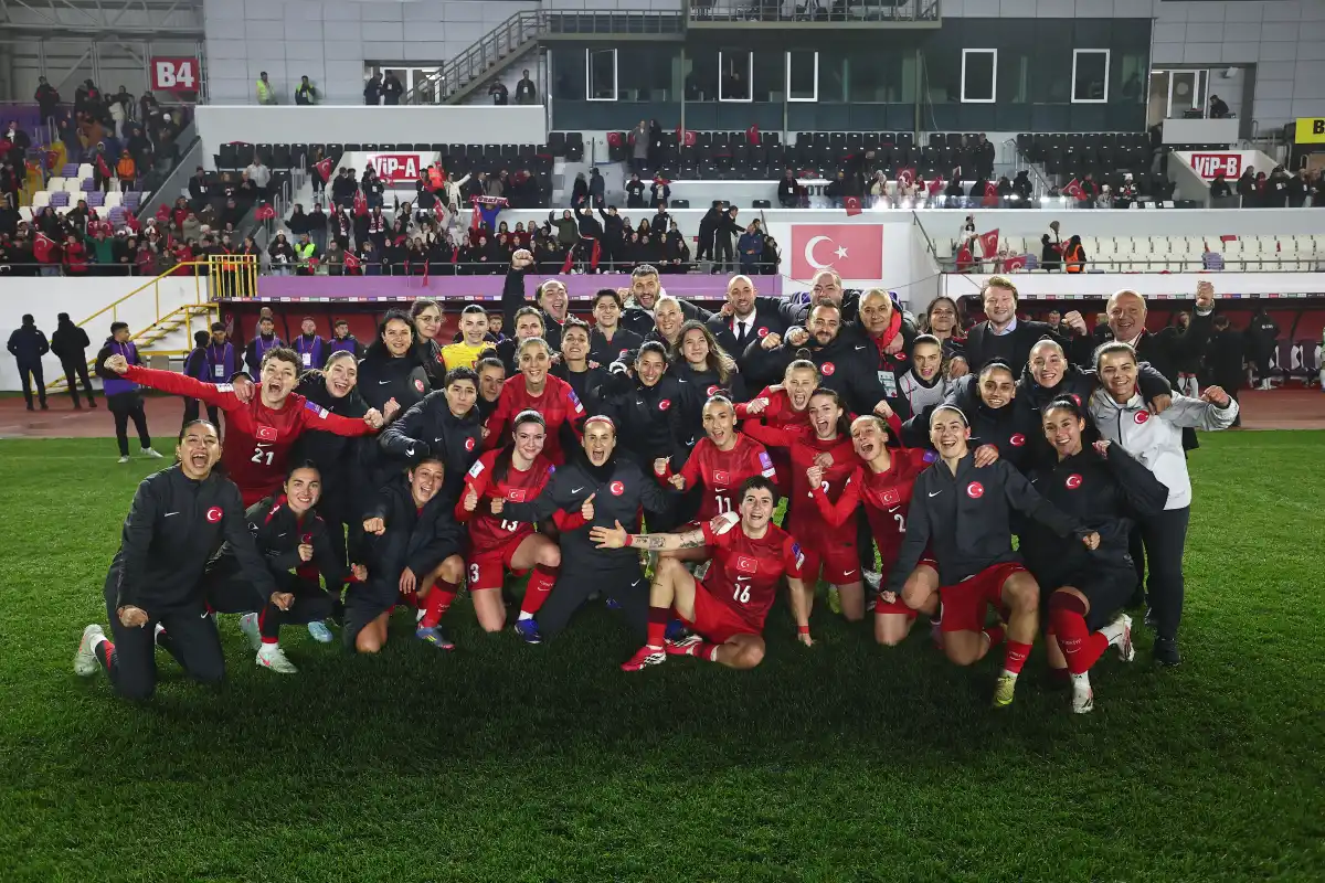 Kadın A Millî Takımımız, İsviçre ile 1-1 Berabere Kaldı - Dünya Haberleri