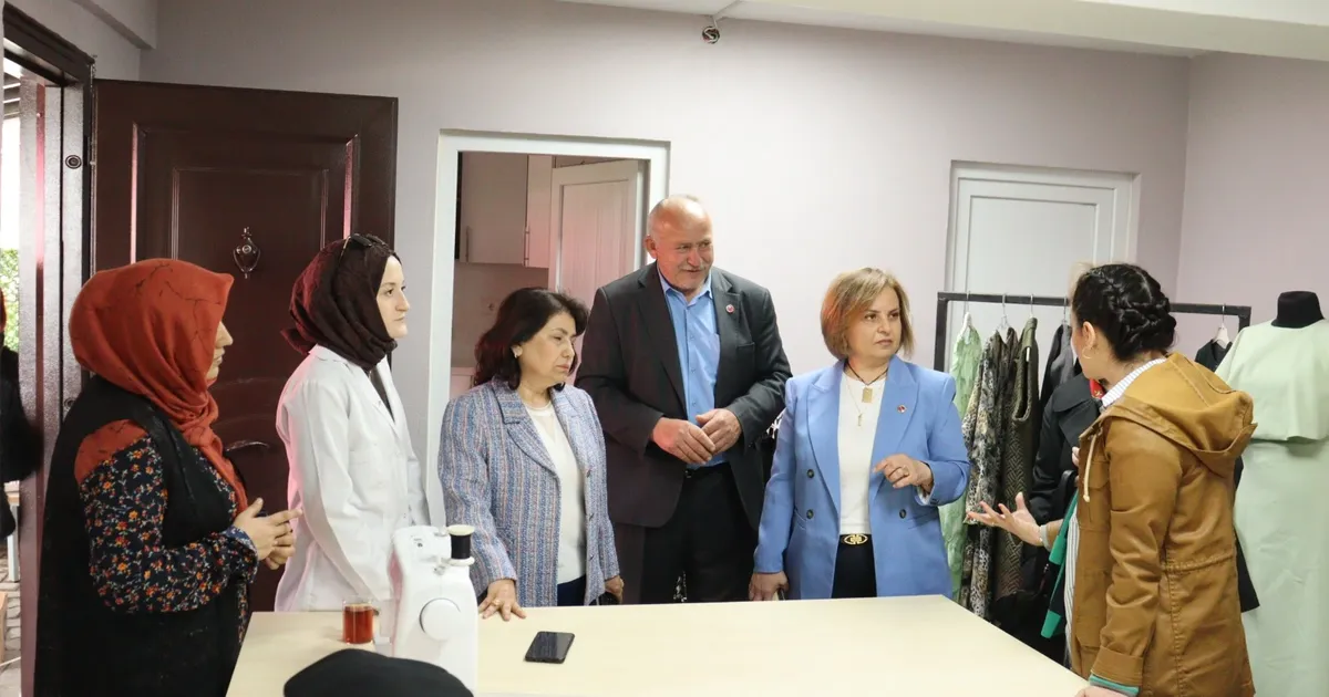 Çubuklubala’daki İZMEK kursiyerlerinden belediyeye teşekkür