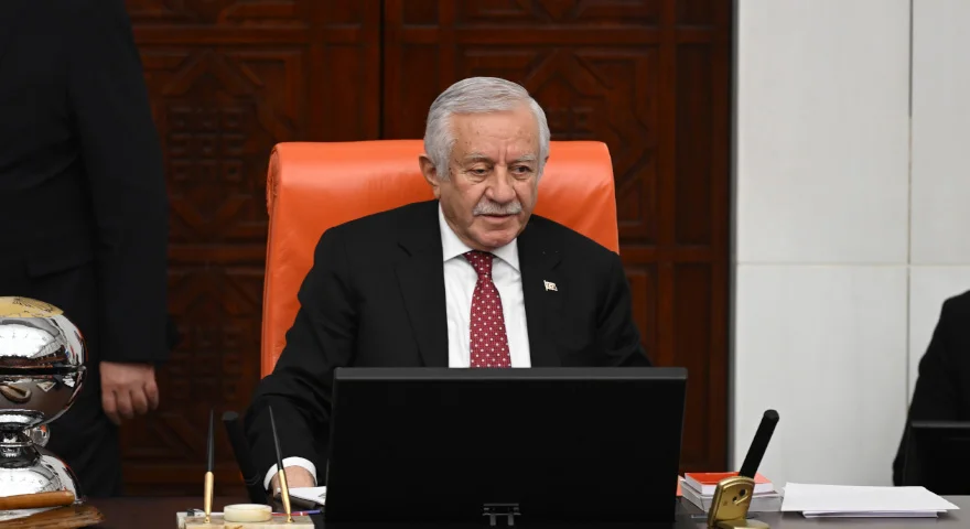 15 Yaş Altına Sosyal Medya Yasağı TBMM'de Kabul Edildi