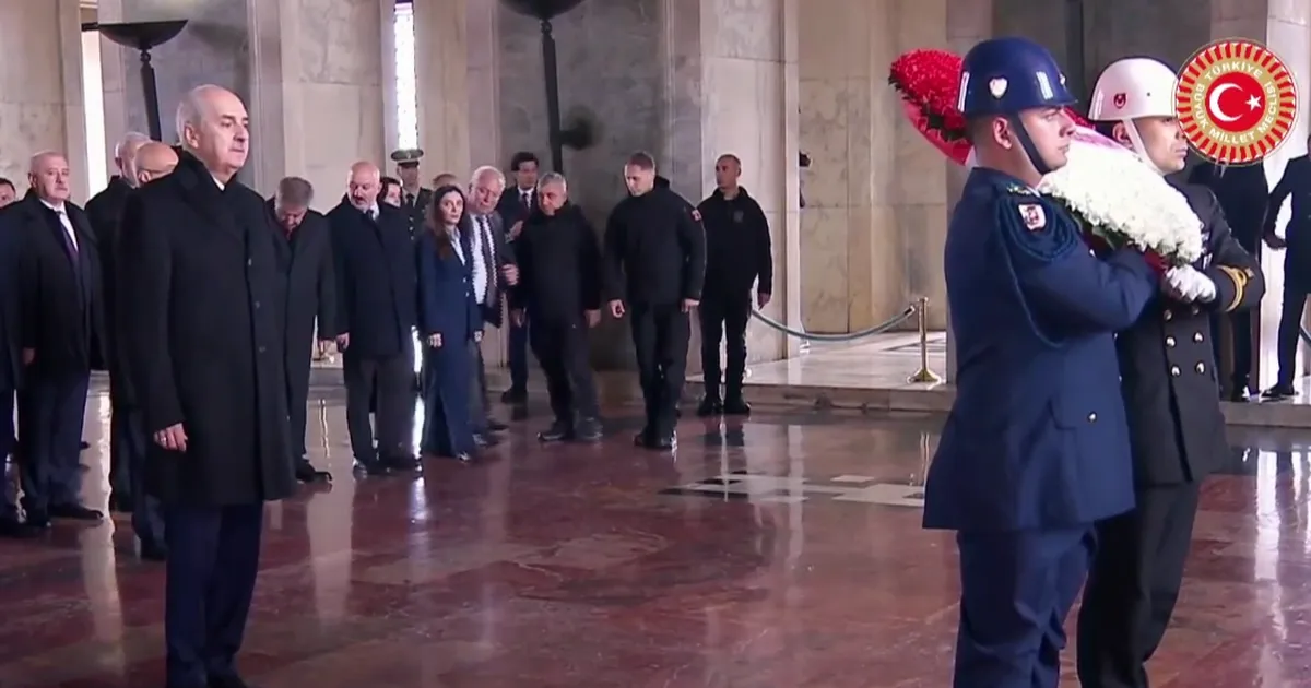 TBMM'den 'egemenlik milletindir' vurgusu... Devlet erkanı Ata'nın huzurunda