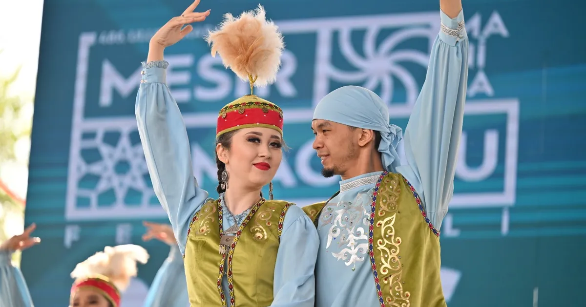 Uluslararası Halk Dansları Toplulukları Manisa’yı büyüledi - Gündem Haberleri