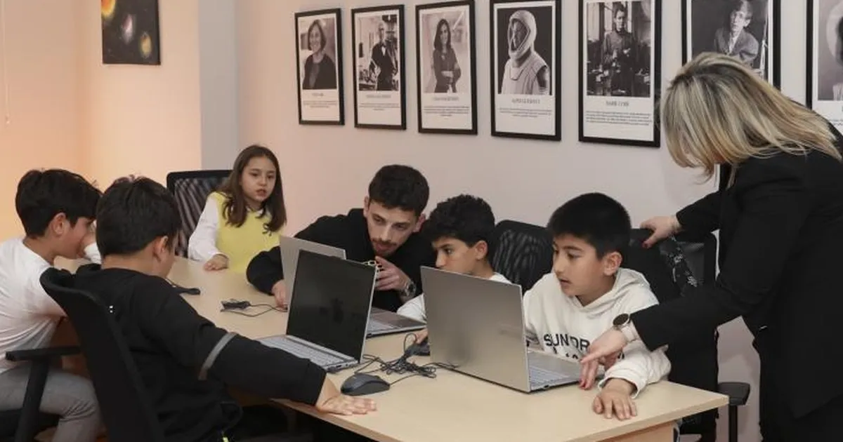 Mersin Büyükşehir çocuklara teknolojiyi öğretiyor - Eğitim Haberleri