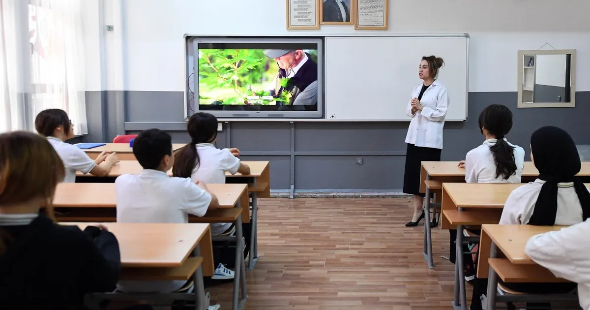 Öğretmenlerin yer değiştirme başvuruları 4-6 Mayıs'ta