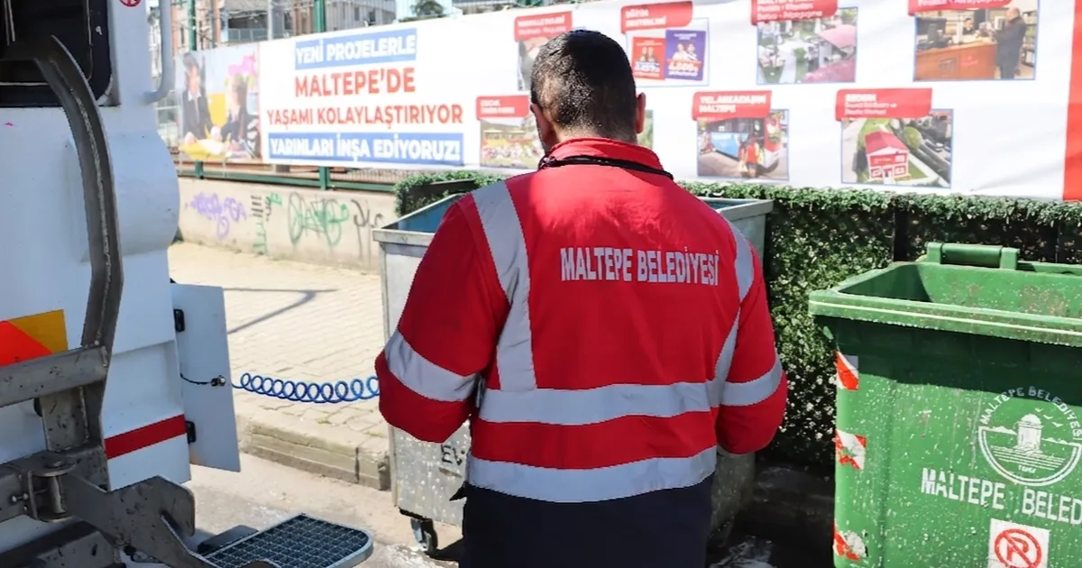 İstanbul Maltepe’de bahar temizliğine Çınar'la devam