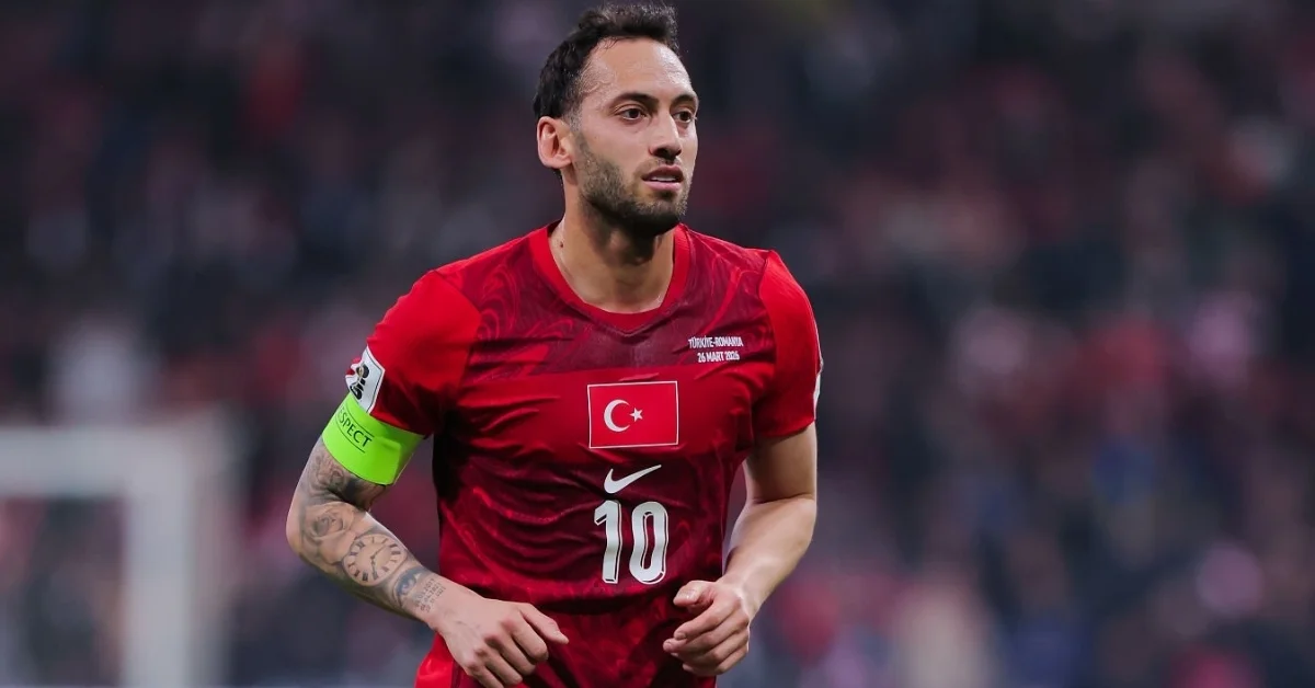 A Millî Takım'ın kaptanı Hakan Çalhanoğlu sezonu kapattı