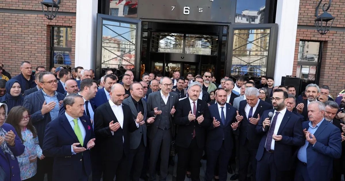 Kayseri'nin yeni sembolü Çarşı Melikgazi kapılarını açtı