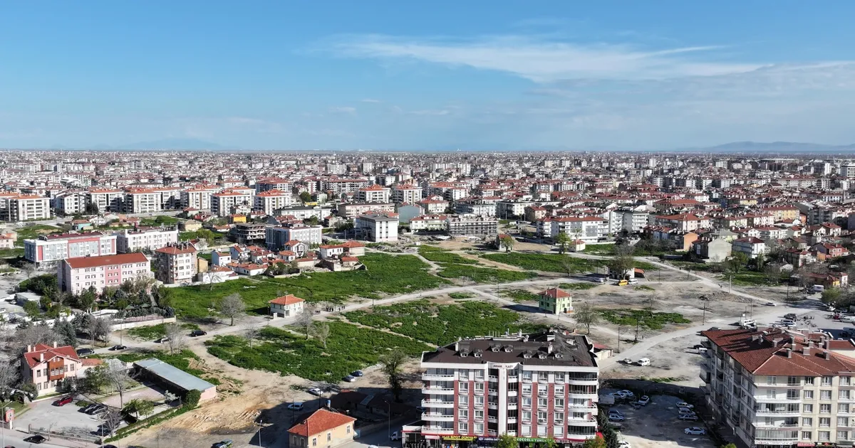 Konya'da kentsel dönüüşüm alanına yakın mercek