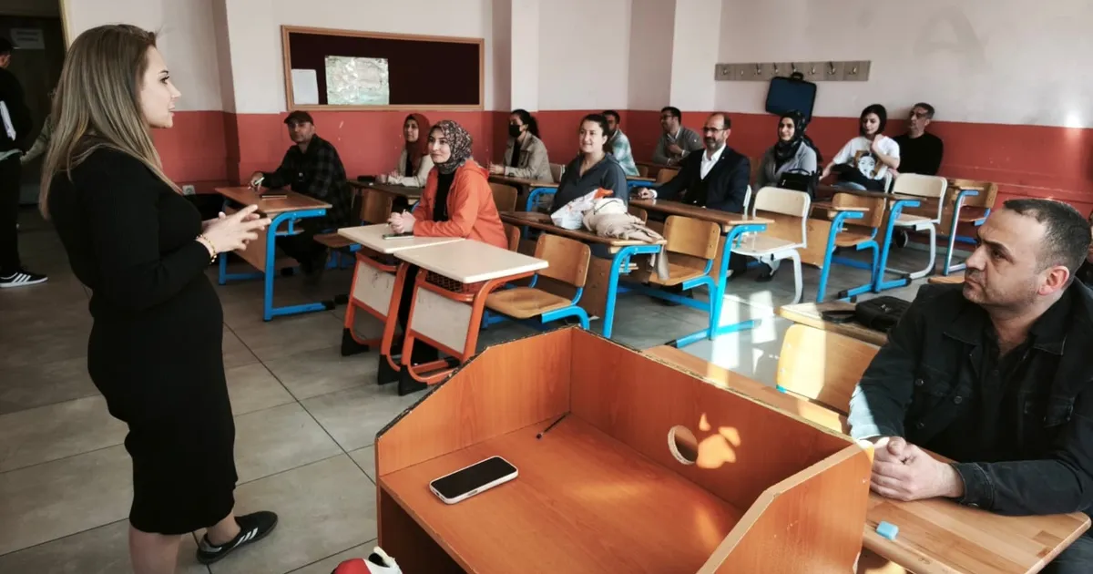 Şehit İlhan Varank İlk-Ortaokulu'ndan güçlü mesaj: Sağlam aile sağlam gelecek