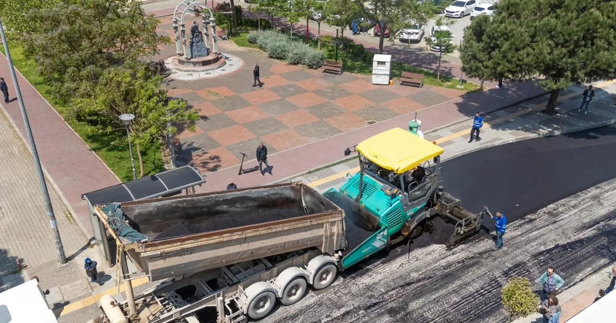 İzmir'de Girne Bulvarı yenileniyor