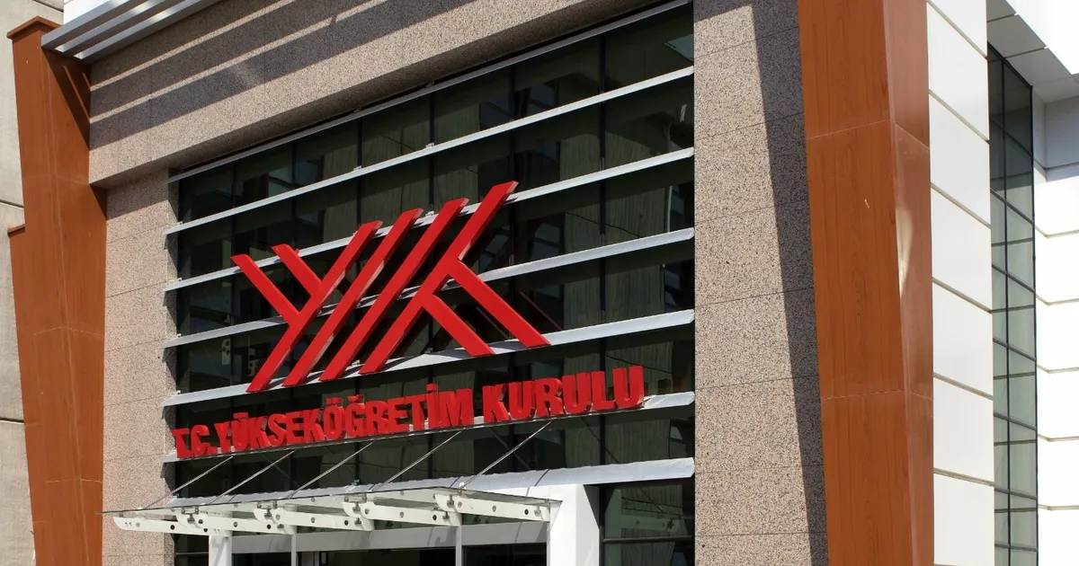 YÖK’ten doğum yapan lisansüstü kadın öğrencilere ek süre düzenlemesi