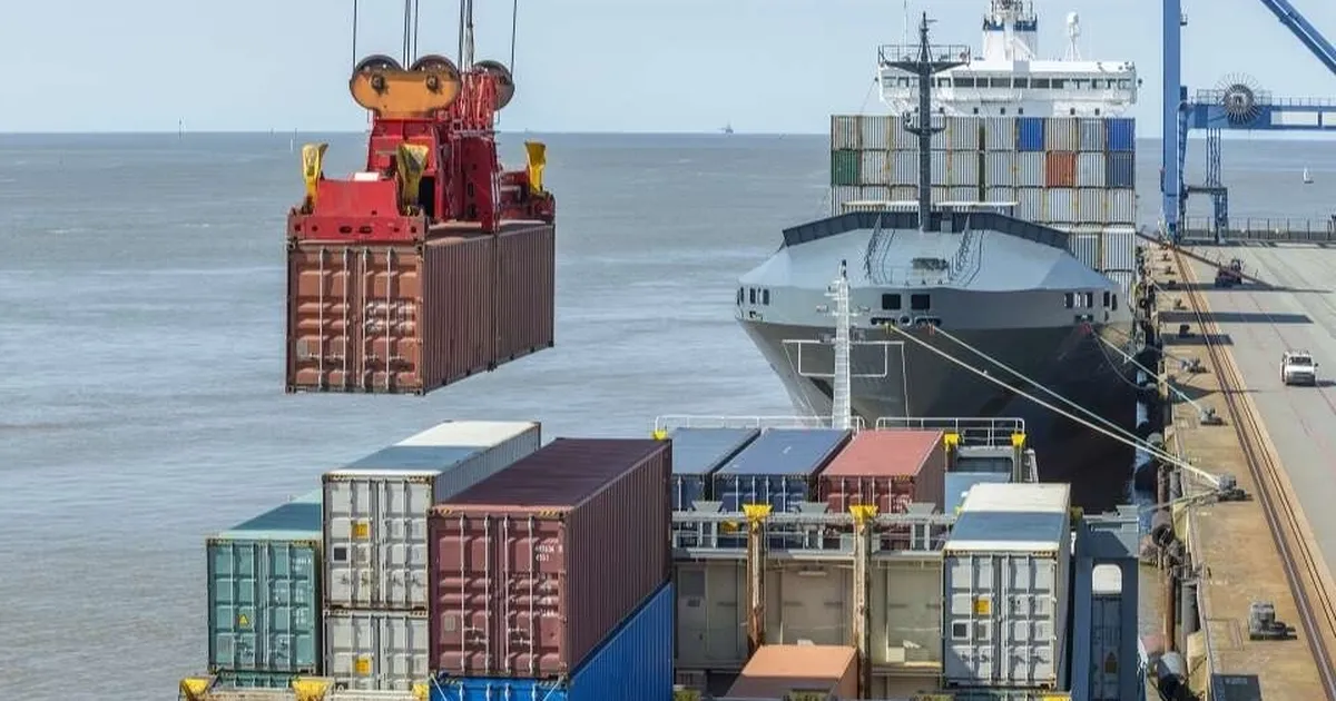 Dış ticaret açığı yıllık yüzde 56 arttı!