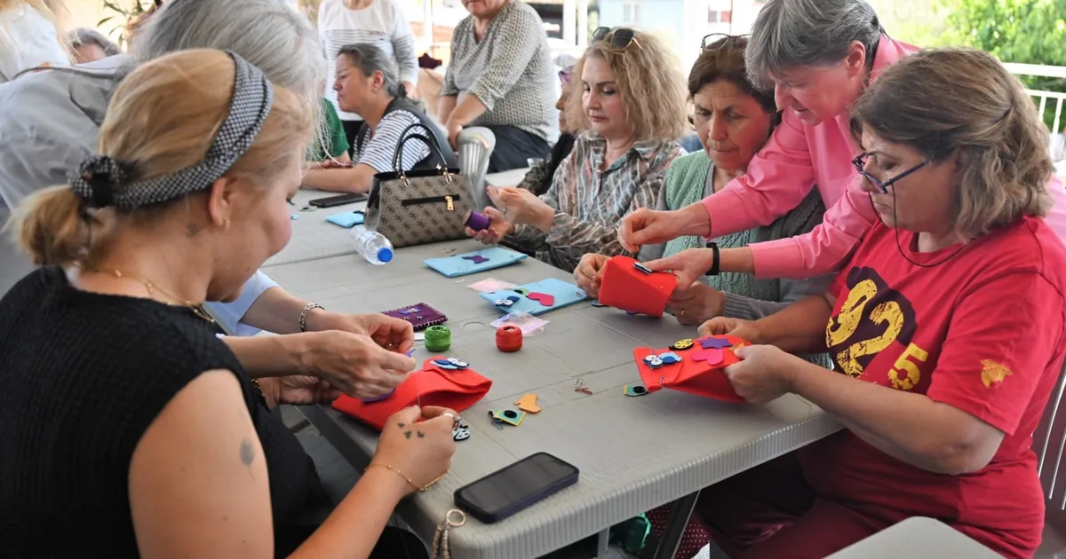 İzmir Bornova'da görünmeyen emeğin sesi yükseldi