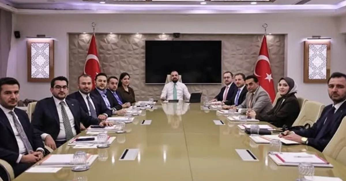AK Parti’de Faruk Acar farkı