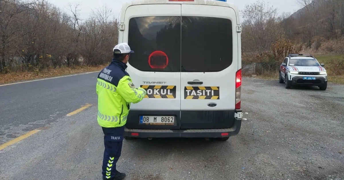 Artvin’de okul çevreleri ve servislerde güvenlik denetimi