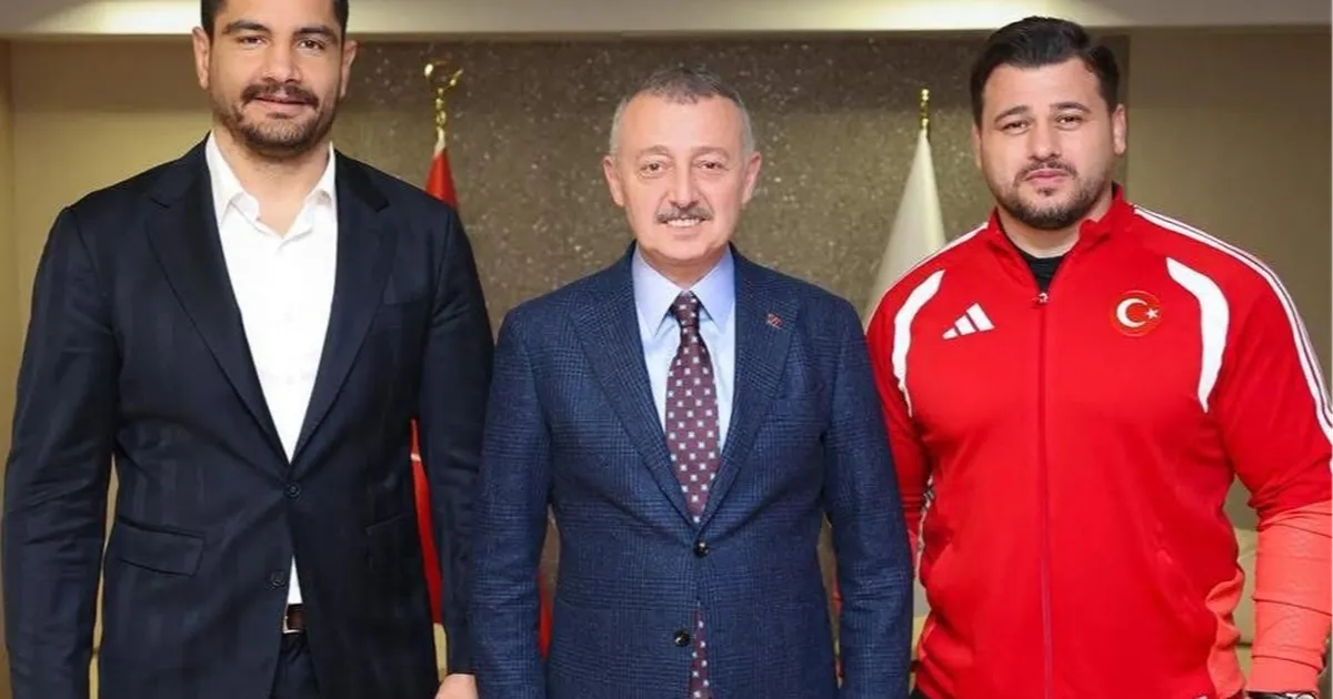 Kocaeli'de Başkan Büyükakın iki önemli ismi ağırladı