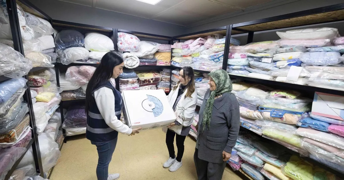 İzmir Büyükşehir yuva kuran gençlerin yanında