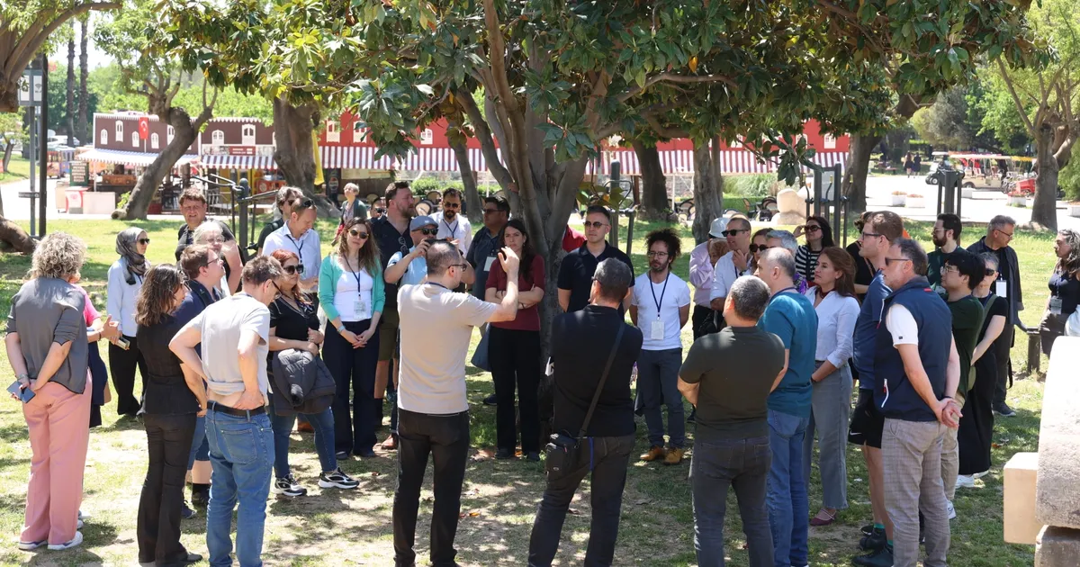 Antalya Büyükşehir’den kentsel ormancılıkta uluslararası tanıtım