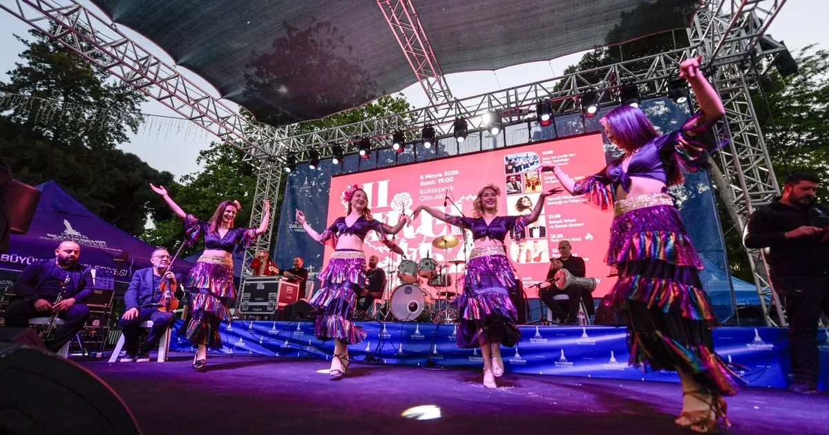 İzmir Kültürpark'ta Hıdırellez coşkusu